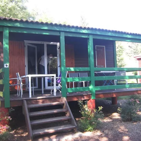 Camping Confortable Avec Terrasse, Animaux Ok - 6 Pers. - Api-1-52-2980 *