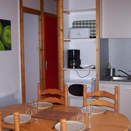 Camping Confortable Avec Terrasse, Animaux Ok - 6 Pers. - Api-1-52-2980 *