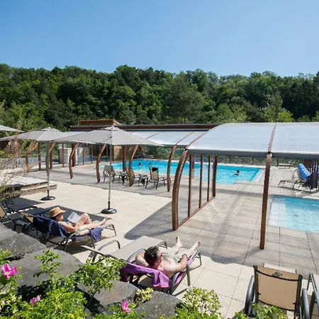 Confortable Avec Terrasse, Animaux Ok - 6 Pers. - Api-1-52-2980 * Saint-Paulien